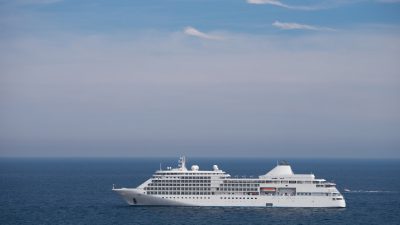 Explorez l'expérience de shopping sur un bateau de croisière !